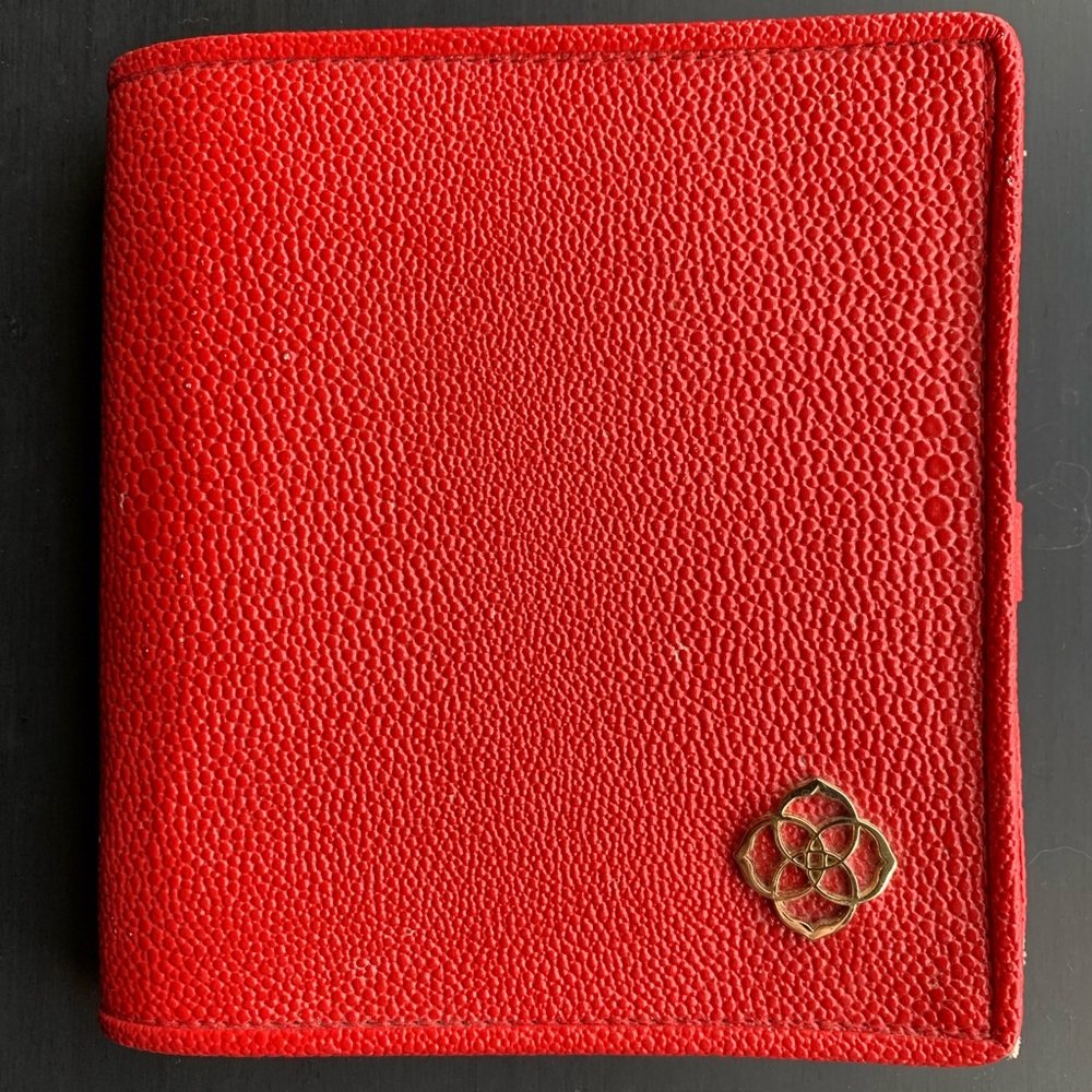 Kendra Scott red travel case